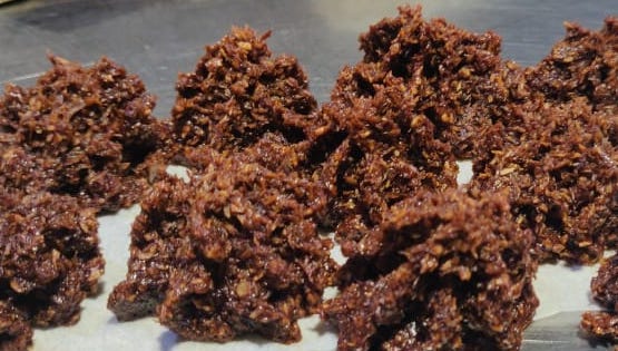 Chocolate Coconut Macaroons